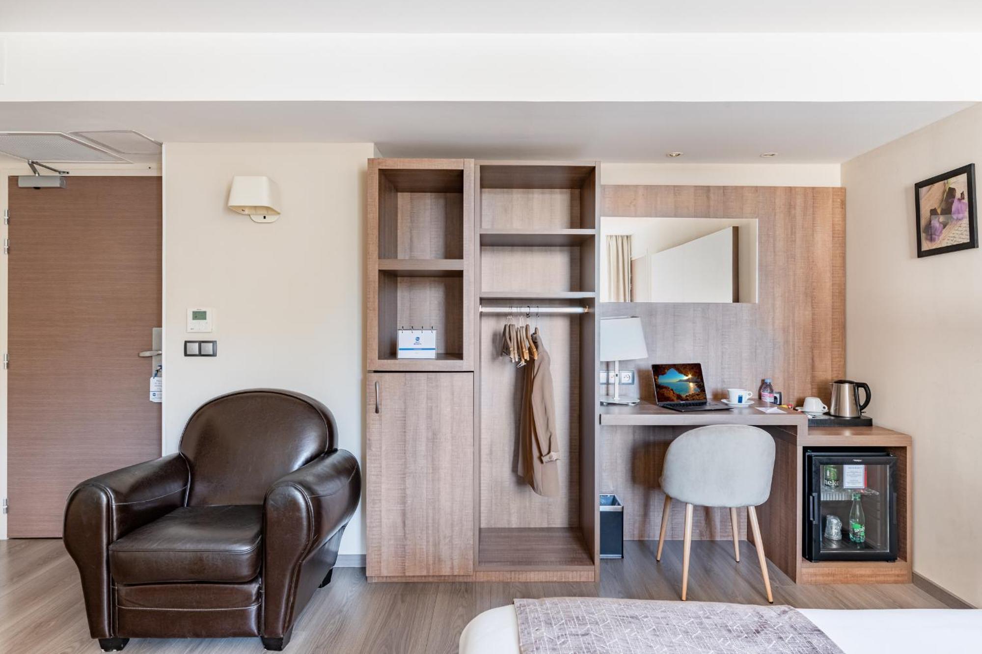 Best Western Hotel Des Barolles - Lyon Sud Brignais Kültér fotó