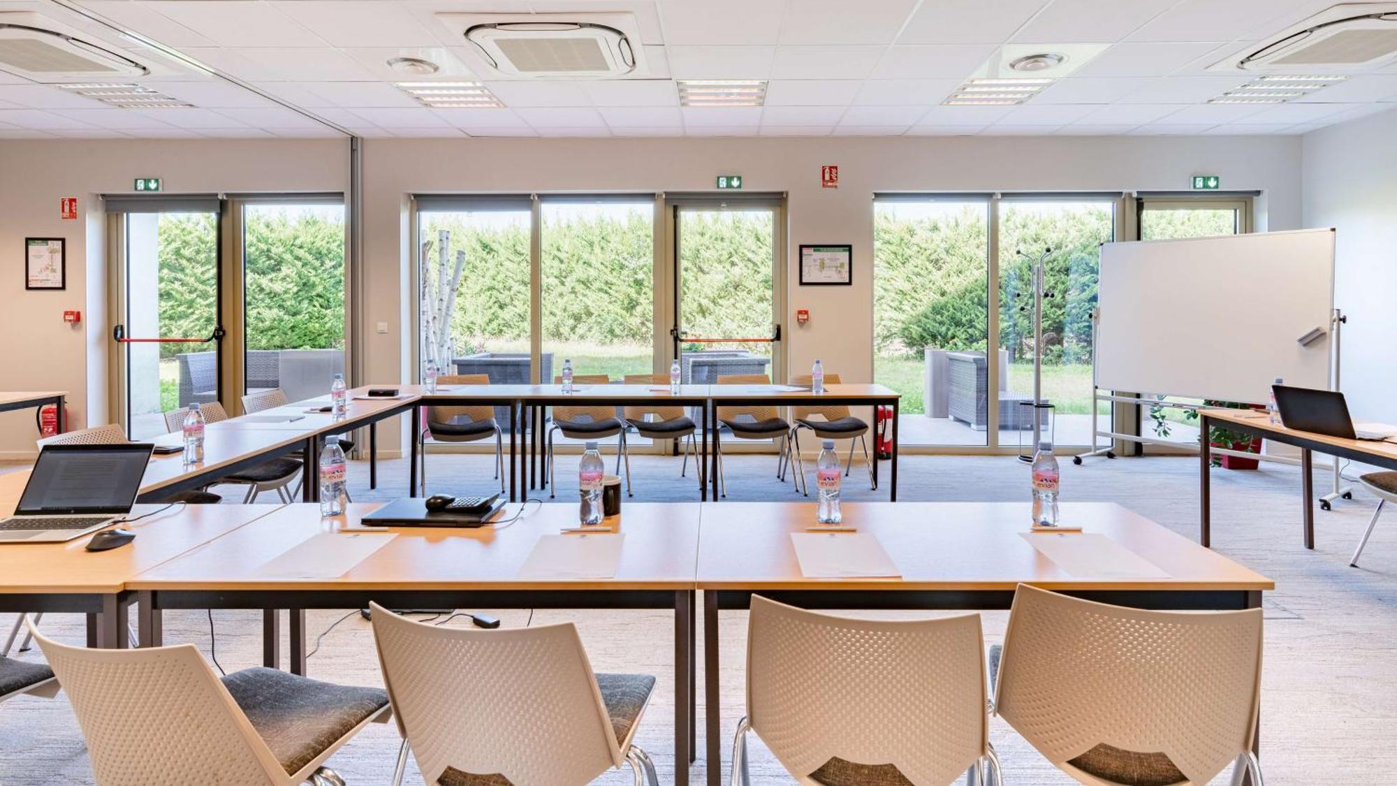 Best Western Hotel Des Barolles - Lyon Sud Brignais Kültér fotó