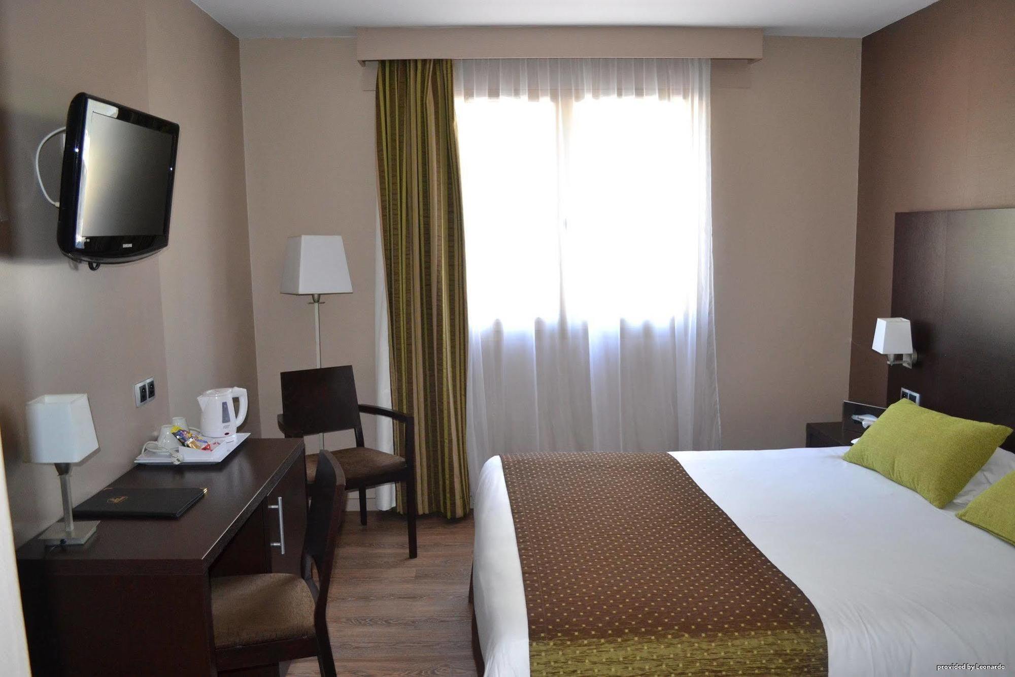 Best Western Hotel Des Barolles - Lyon Sud Brignais Kültér fotó