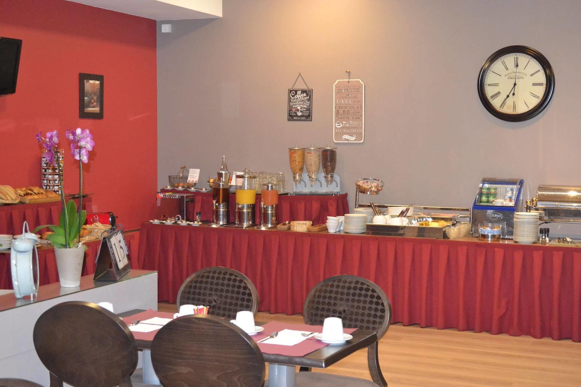Best Western Hotel Des Barolles - Lyon Sud Brignais Kültér fotó